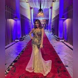 TERANI COUTURE Elegant Gold and Green Evening Gown